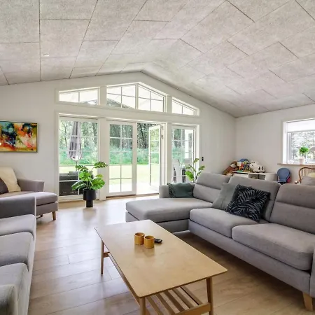 Holiday home Hela - 1-5km From The Sea In Nw Jutland By Interhome Hjorring