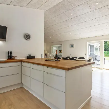 Hela - 1-5km From The Sea In Nw Jutland By Interhome Holiday home