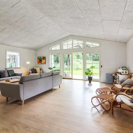 Hela - 1-5km From The Sea In Nw Jutland By Interhome