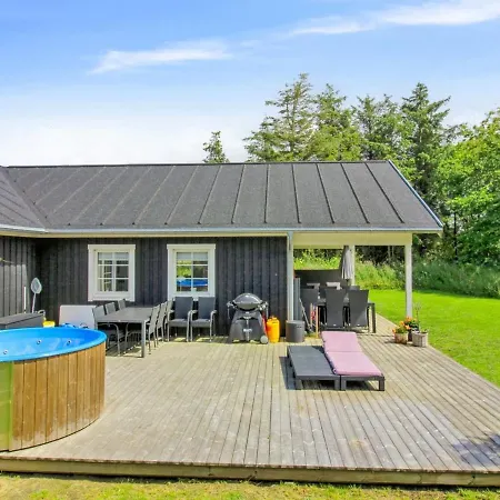 Holiday home Hela - 1-5km From The Sea In Nw Jutland By Interhome Hjorring