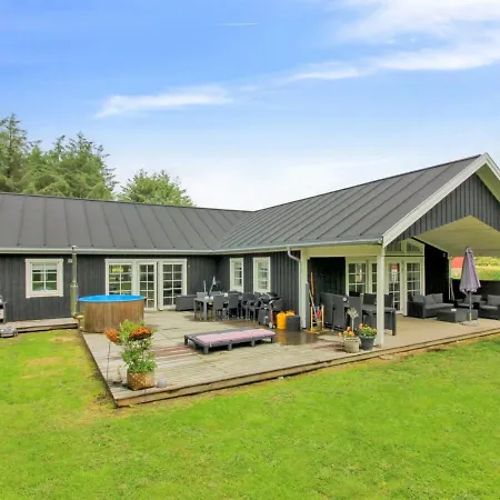 Holiday home Hela - 1-5km From The Sea In Nw Jutland By Interhome *