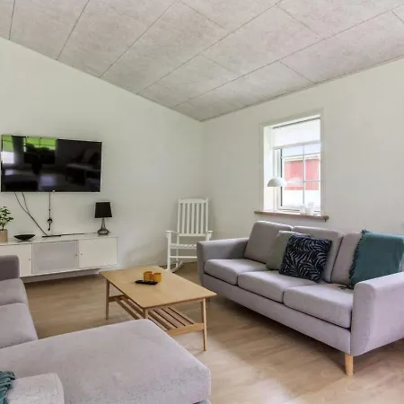 Hela - 1-5km From The Sea In Nw Jutland By Interhome Holiday home